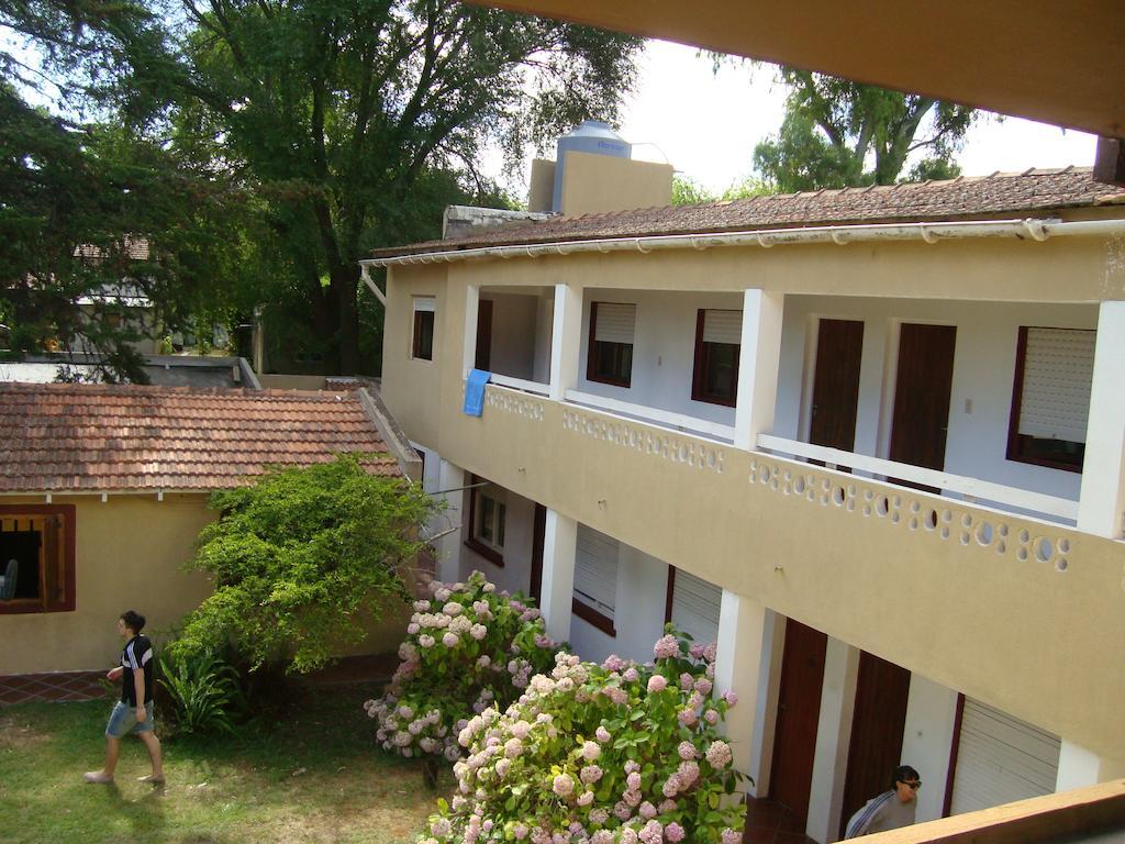 Hostel El Galeon Villa Gesell Buitenkant foto