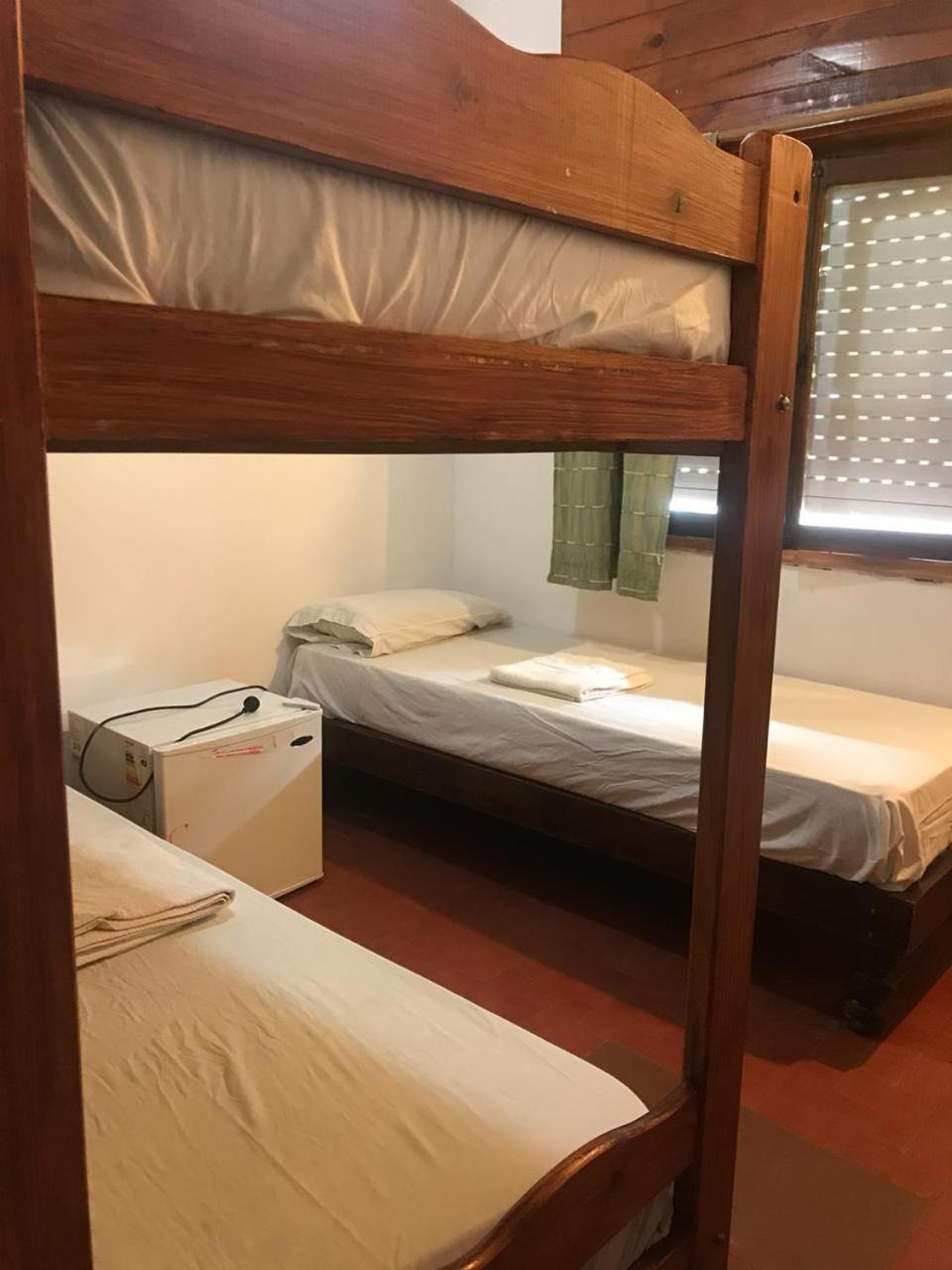 Hostel El Galeon Villa Gesell Buitenkant foto